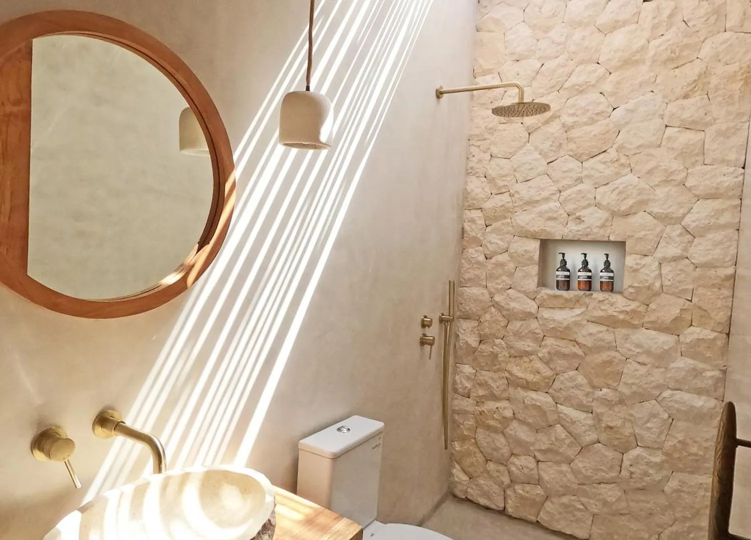 Alma Bingin Boutique Hotel Улувату