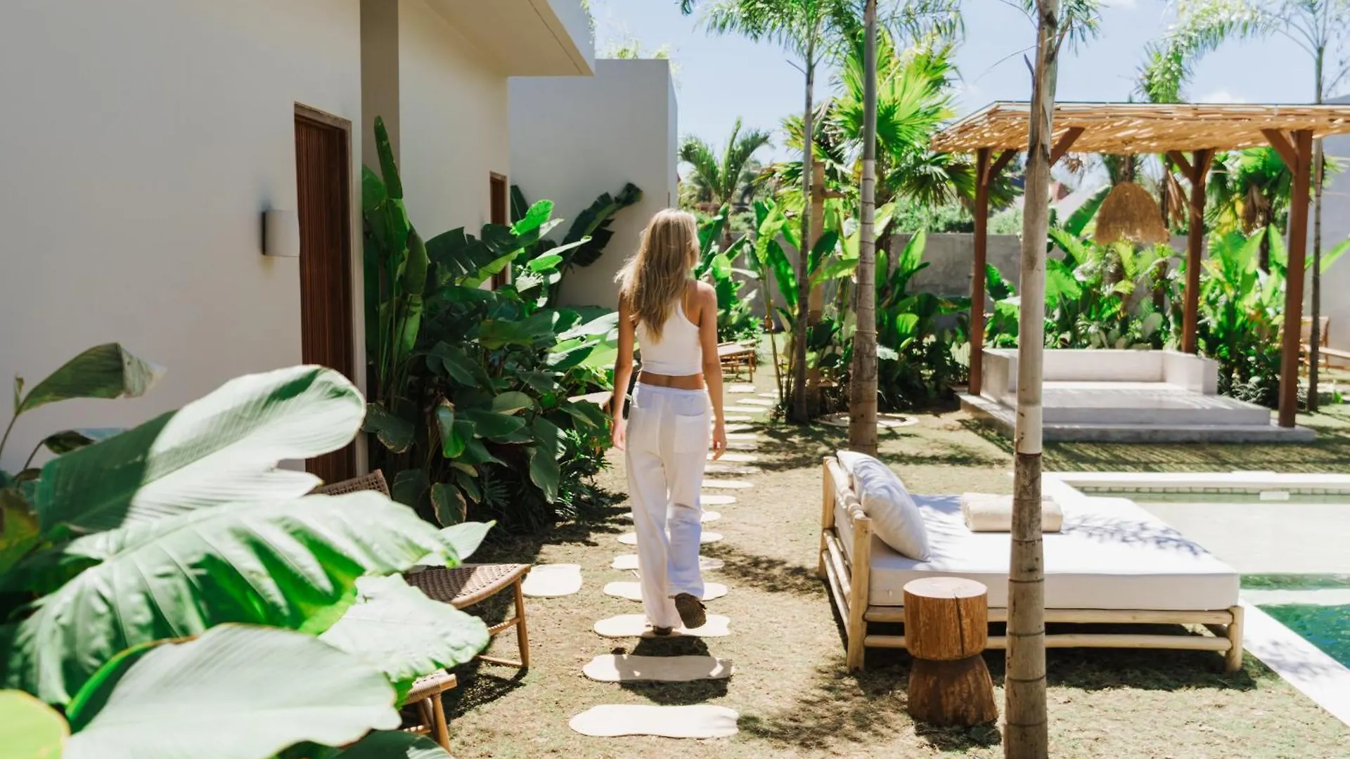 Alma Bingin Boutique Hotel Улувату