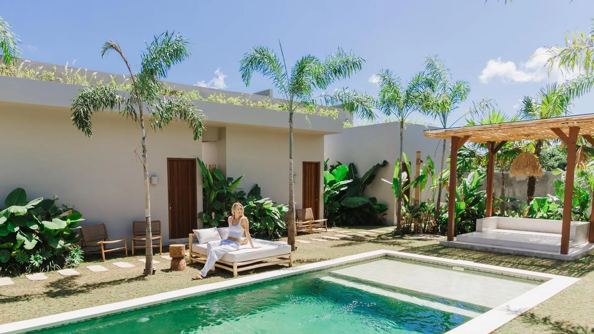 Alma Bingin Boutique Hotel Улувату