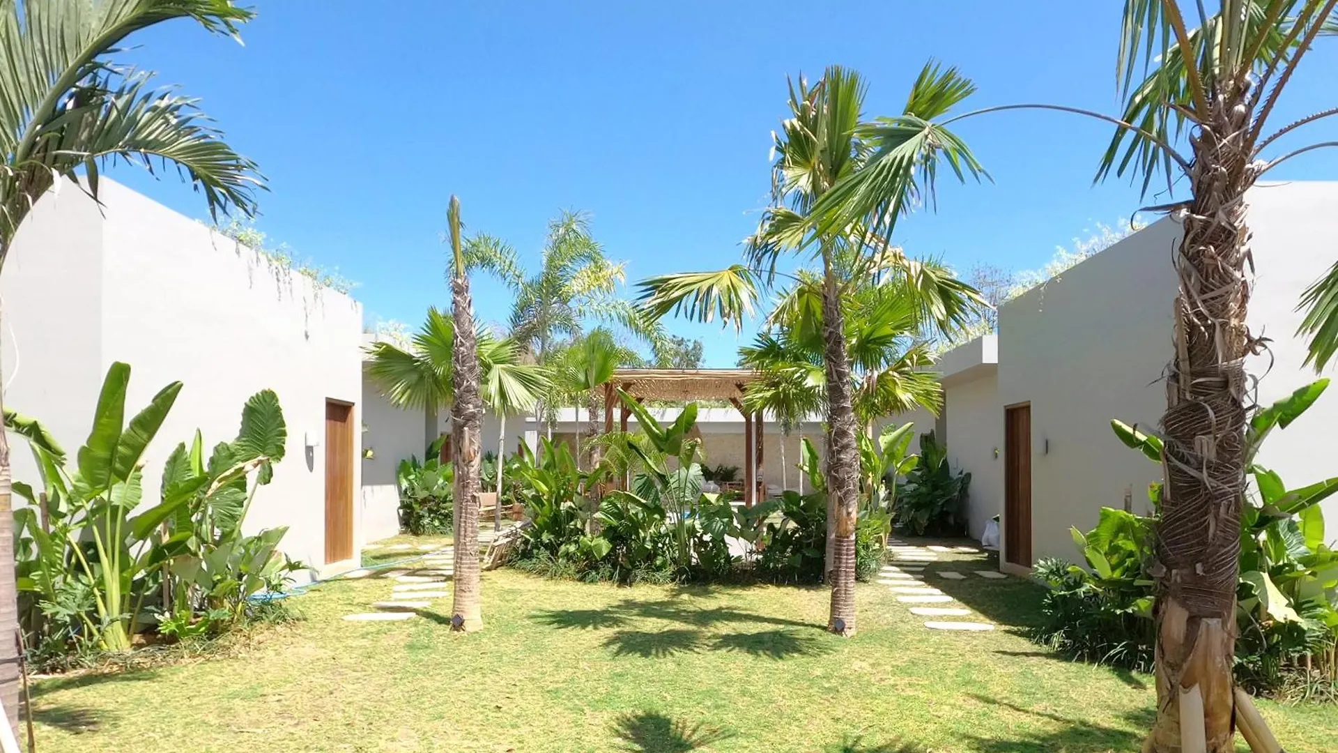 Alma Bingin Boutique Hotel Улувату Индонезия