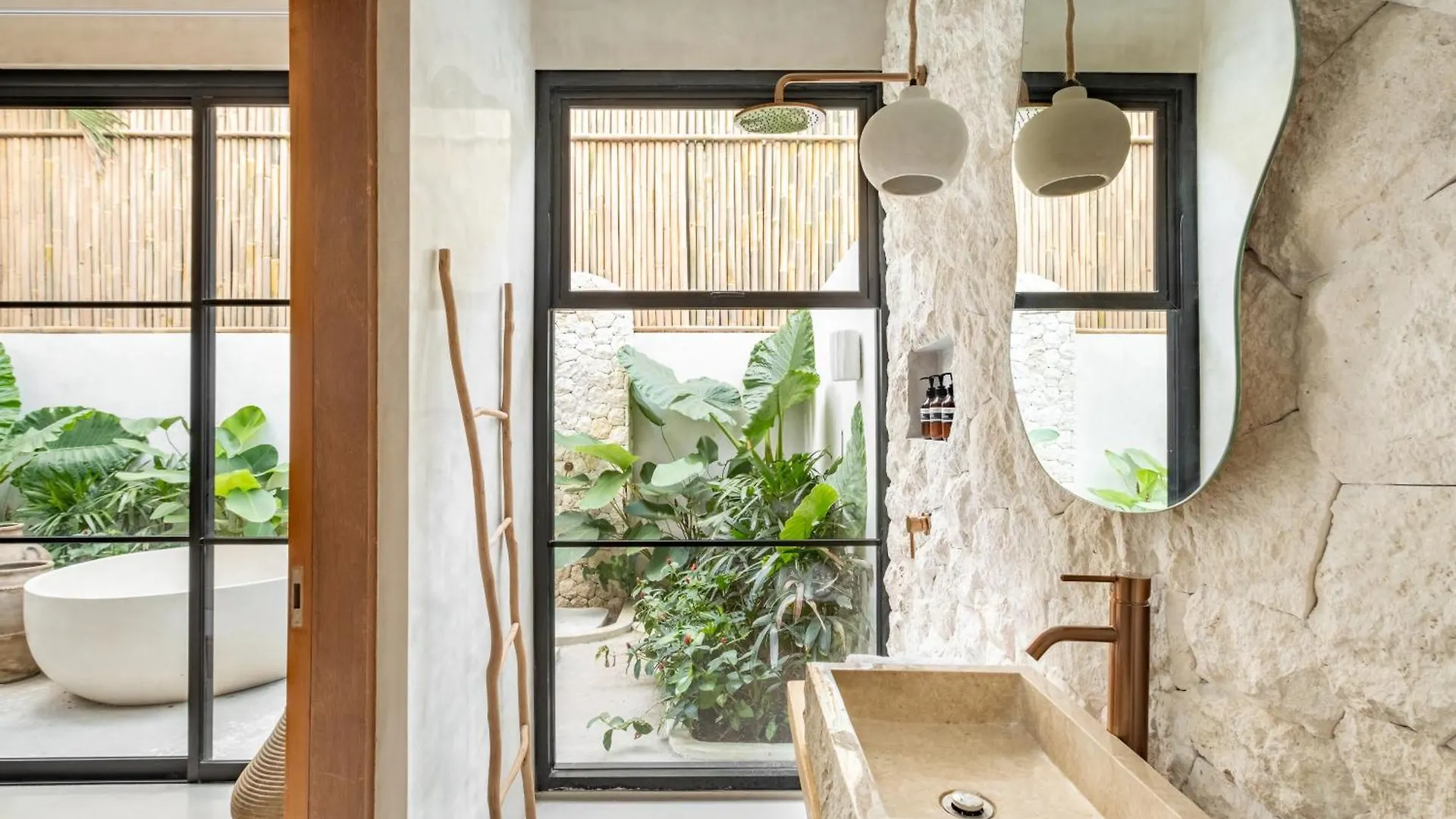 Alma Bingin Boutique Hotel Улувату Индонезия