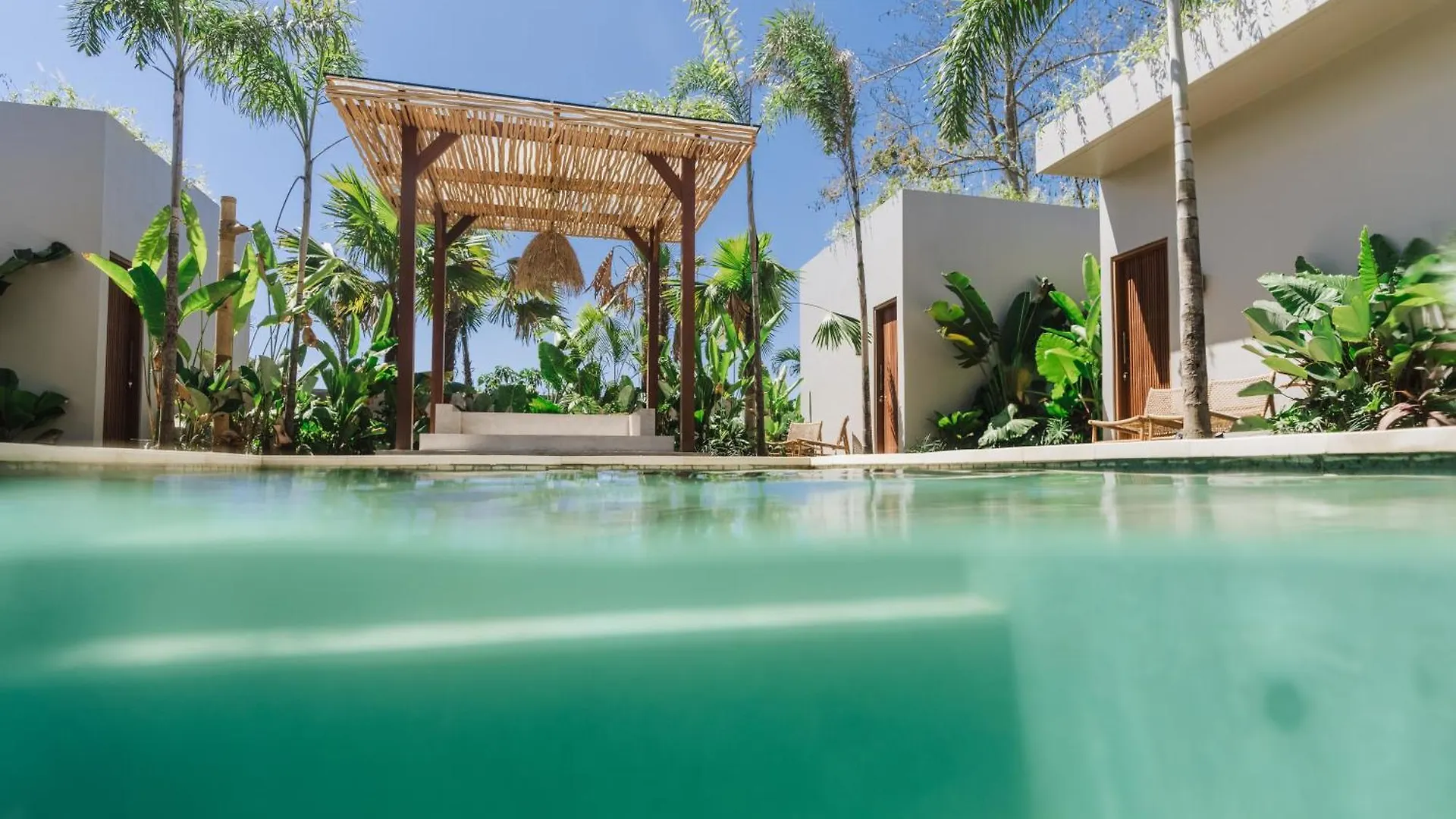 Alma Bingin Boutique Hotel Uluwatu  0*, Uluwatu (Bali) Indonesia