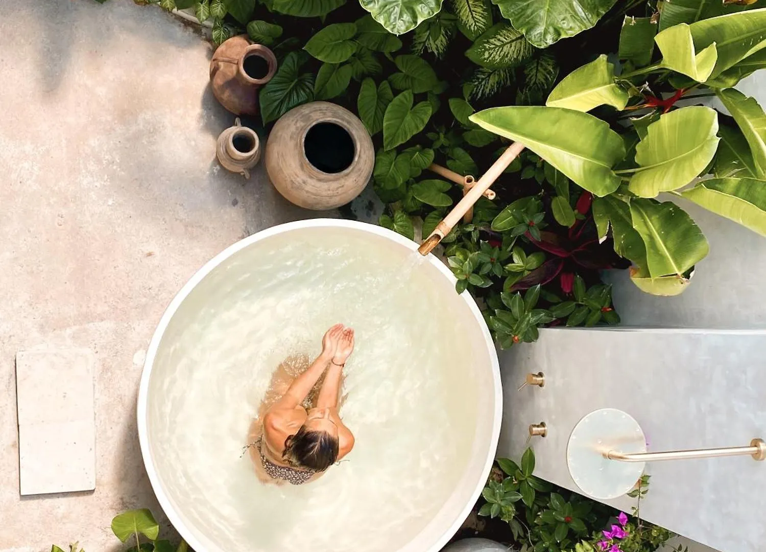Alma Bingin Boutique Hotel Uluwatu  0*, Uluwatu (Bali)
